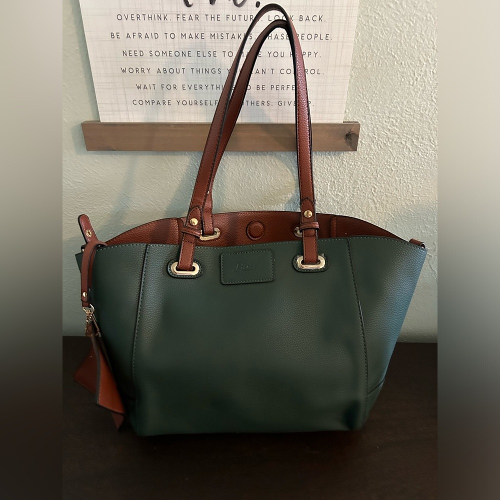 G.H. Bass & CO leather tote bag.